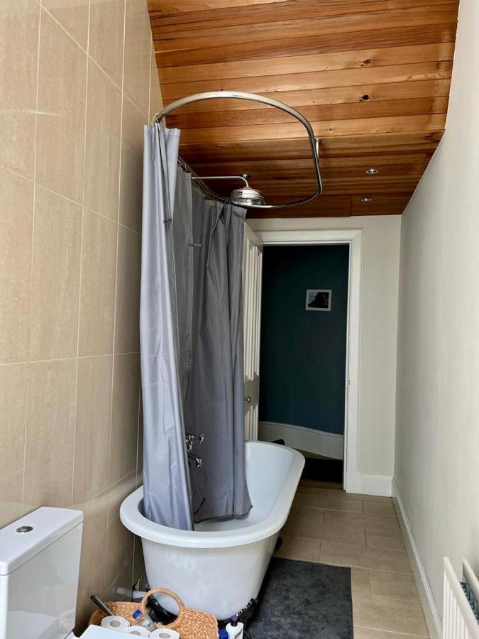Beautiful Double Room In Idyllic West End Townhouse Γλασκώβη Εξωτερικό φωτογραφία