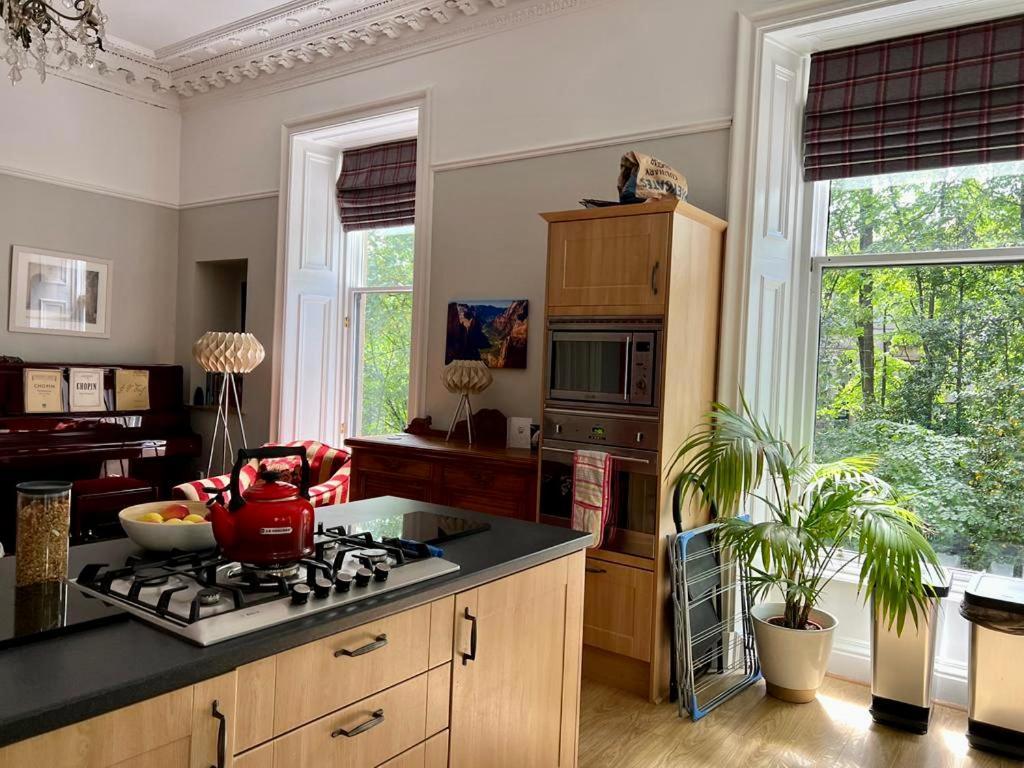 Beautiful Double Room In Idyllic West End Townhouse Γλασκώβη Εξωτερικό φωτογραφία